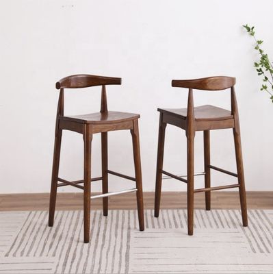 높은 등 고형 나무 바 의자 가정 가구 편안하고 세련된