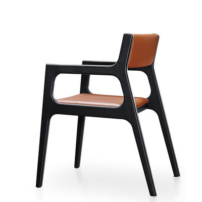 우리의 고형 티크 목재 노르딕 휴식 팔받침 의자