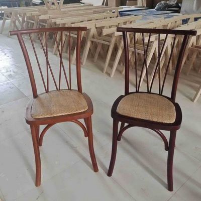 제조 공급 이벤트용 쌓일 수 있는 목재 의자 현대 디자인 호텔 레스토랑 잔치 및 가정