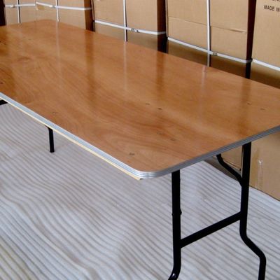 옥외 직사각형 단단한 나무 잔치 결혼식 호텔 접이식 테이블 결혼식 및 호텔을위한 현대적인 디자인