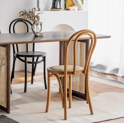 단단한 목재 견고한 이벤트 웨딩 의자 라탄 목재 쌓일 수 있는 식탁 의자