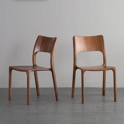 경쟁력 있는 디자인과 고객 수용 가능한 특정 단단한 목재 식탁 의자