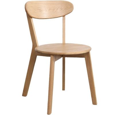 소규모 가족 레스토랑에서 노르딕 간단한 디자인을 위한 단단한 나무 식탁 의자 W44*D49*H80CM 오크 나무