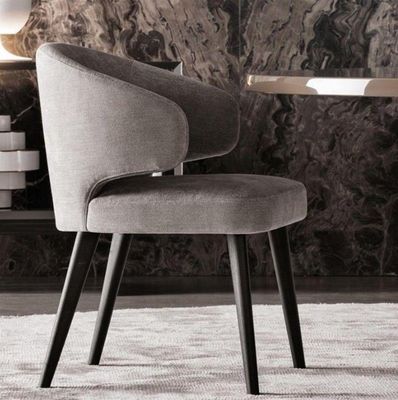 편안하고 우아한 식사용 목재 다리 벨벳 포장 날개 뒷받침 식탁 의자