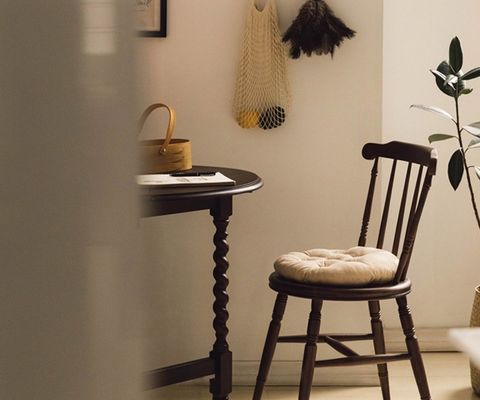 레스토랑 호텔 고형 나무 프레임 윈저 자연 식탁 의자