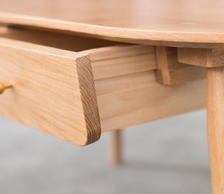 현대적인 목재 거실 가구 W120*D60*H45CM 메일 포장과 함께 단단한 목재 커피 테이블