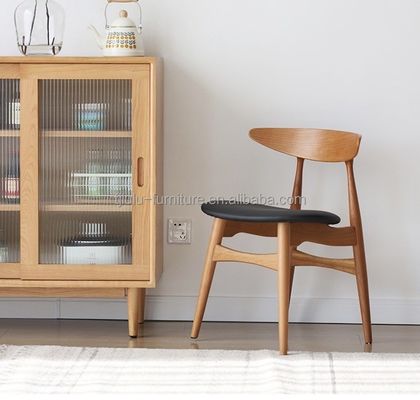 맞춤형 색상 고형 목재 둥근 뒷면 노르딕 식사 의자 호텔 레스토랑 잔치 및 현대 클래식 스타일의 가정