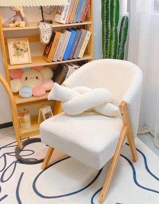 현대 노르딕 스타일의 목양 양털 식탁 의자 W60*D68*H77CM 거실, 손톱실, 식탁에 적합