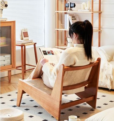 휴식용 의자 목재 직물 라탄 소파 의자 디자인 거실을위한 자연 / 검은 / 호두 / 체리 나무 색상