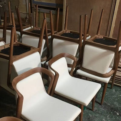 흰색/갈색 노르딕 디자인 현대 샘플 레스토랑 의자