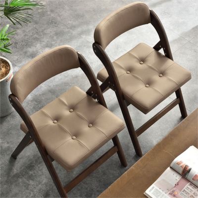 북유럽 현대 스타일의 레스토랑 호텔용 PU 가죽 포장 고형 나무 접기 의자