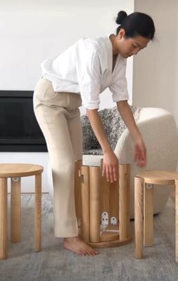 겹쳐질 수 있는 레드 오크 목재 의자 식실 가구용 간단하게 설계 된 단단한 목재 의자