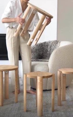 겹쳐질 수 있는 레드 오크 목재 의자 식실 가구용 간단하게 설계 된 단단한 목재 의자