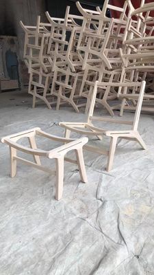 우어도어 목재 가구 편안함을 위한 맞춤형 색상의 휴식 의자