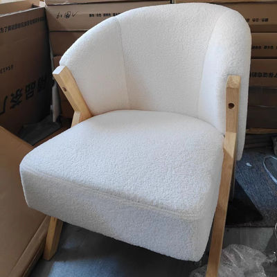 현대 노르딕 목재 의자 호텔 디자인용 견고한 재질 고체 목재 프레임 벨벳 양고기 목재 소파 의자