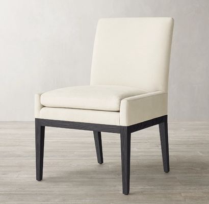 현대 레스토랑 및 호텔을위한 최고 양의 목재 팔받침 천재 포장 된 목재 식탁 의자