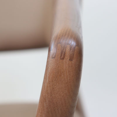 메일 포장 노르딕 스타일의 카페와 레스토랑을위한 단단한 나무 PU 가죽 식탁 의자