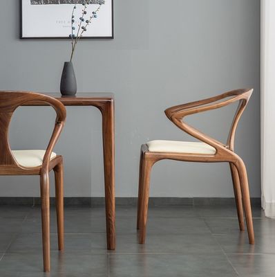 근대 노르딕 디자인 튼튼 나무 의자 레스토랑 PU 가죽 식탁 의자 W51*D57*H80CM 접은 NO