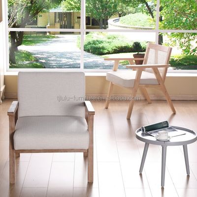 거실 및 호텔 고체 목재 직물 목재 소파 의자 W69*D76*H79CM 부드러운 좌석과 함께 현대 디자인 한 좌석