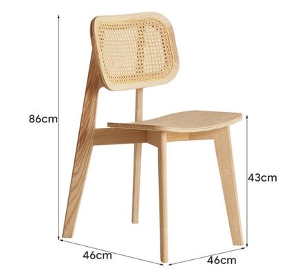 접힐 수 있는 라탄 디자인으로 단단한 나무 식탁 의자 레스토랑에 클래식 추가
