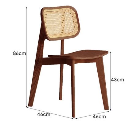 접힐 수 있는 라탄 디자인으로 단단한 나무 식탁 의자 레스토랑에 클래식 추가