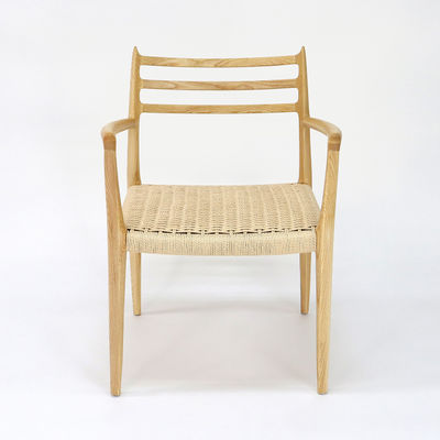 오피스 건물 가구 노르딕 스타일의 니트로 라크 가공으로 된 단조 단단한 나무 식탁 의자