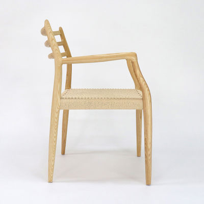 오피스 건물 가구 노르딕 스타일의 니트로 라크 가공으로 된 단조 단단한 나무 식탁 의자