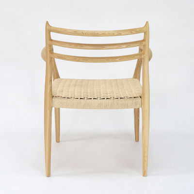 오피스 건물 가구 노르딕 스타일의 니트로 라크 가공으로 된 단조 단단한 나무 식탁 의자