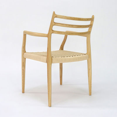 오피스 건물 가구 노르딕 스타일의 니트로 라크 가공으로 된 단조 단단한 나무 식탁 의자