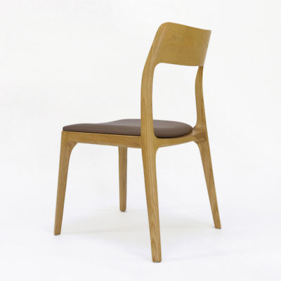 레저 시설 식탁 의자 맞춤형 직물 포장 및 니트로 라크 마무리