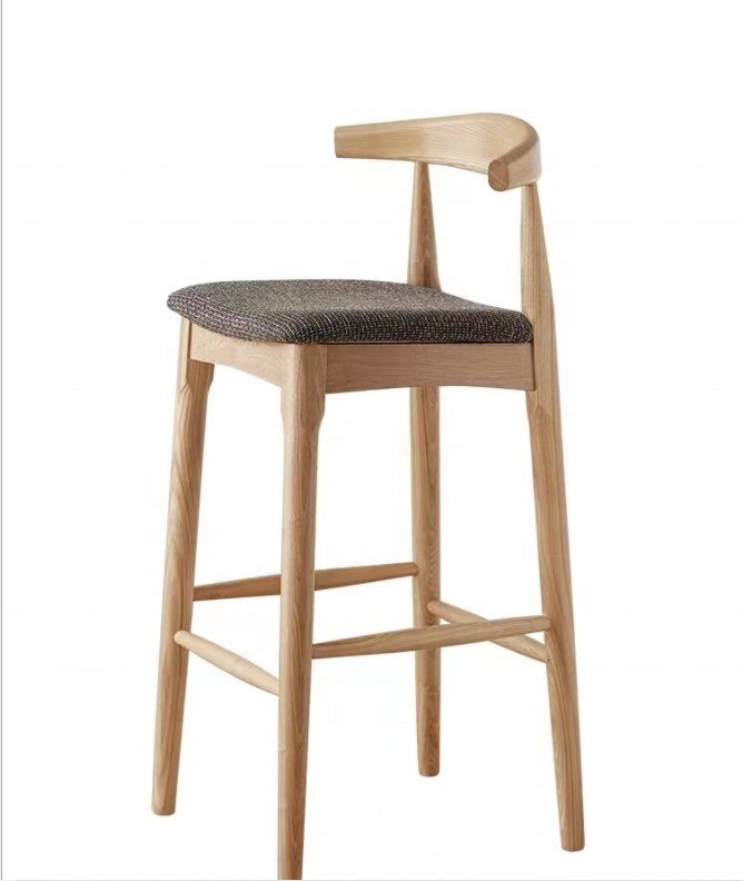 높은 등 고형 나무 바 의자 가정 가구 편안하고 세련된